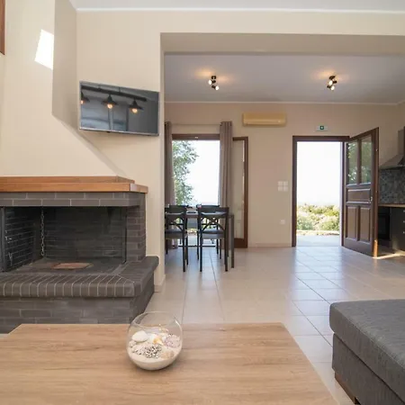 Holiday home οίνου γη ιθάκη - Winelandithaca Perachori