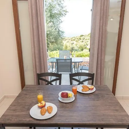 Feriehus οίνου γη ιθάκη - Winelandithaca *