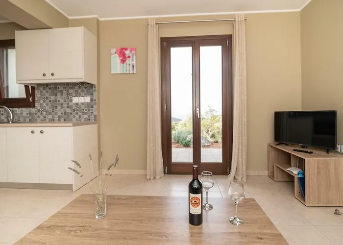 Casa vacanze οίνου γη ιθάκη - Winelandithaca Perachori